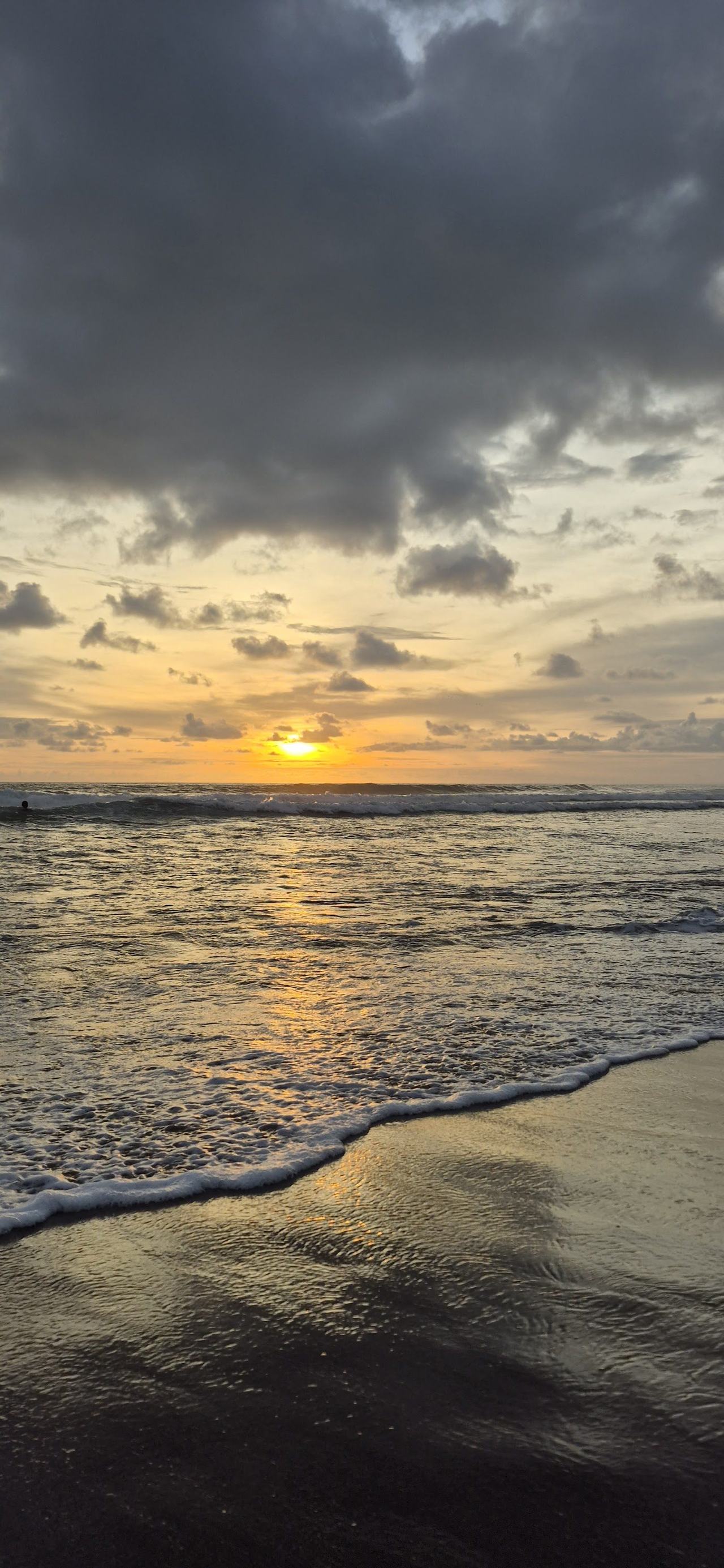 Surf and sunset at Echo Beach in Canggu Bali