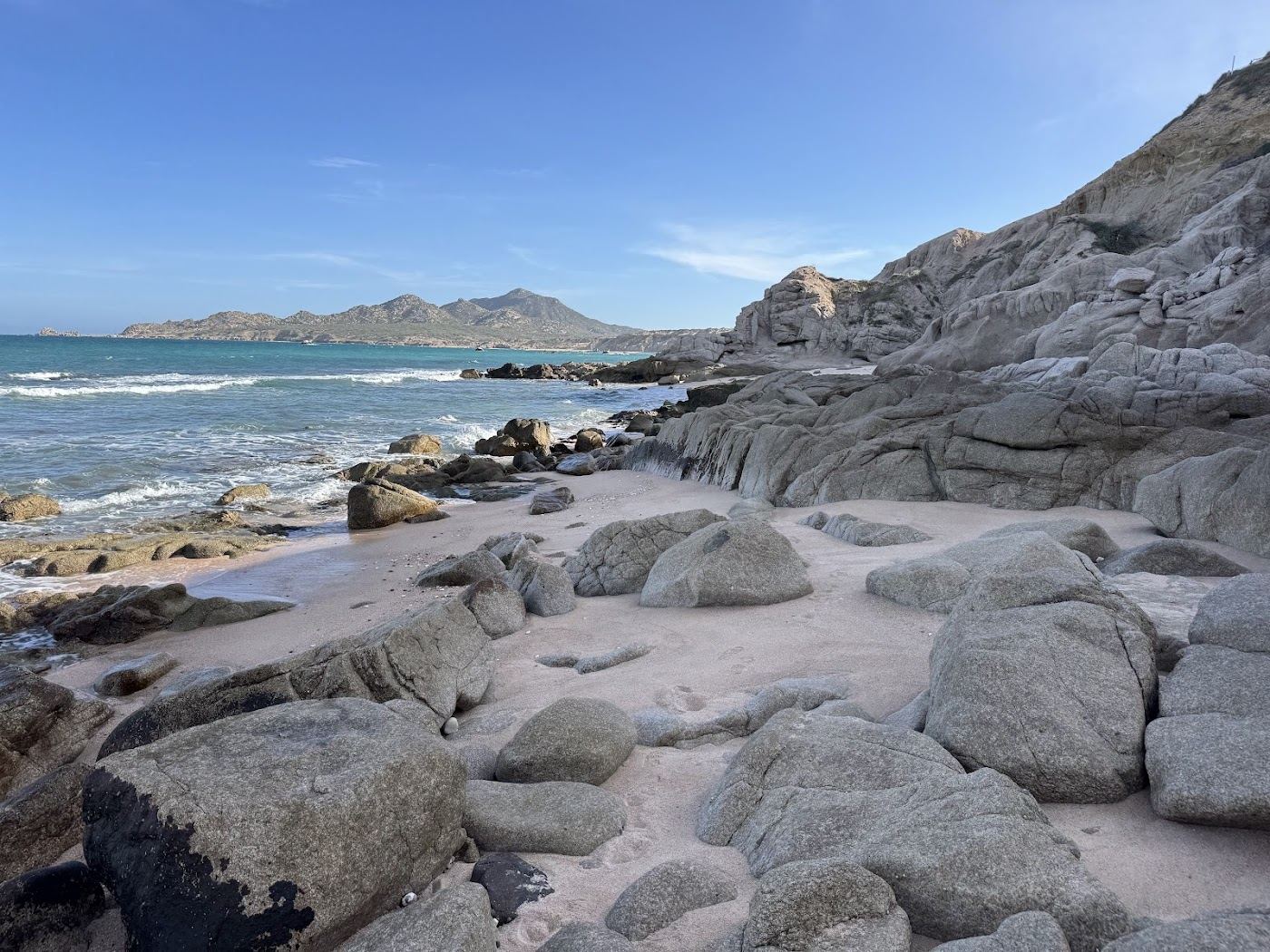 The quiet sand and clear protected water of Cabo Pulmo marine park north of Los Cabos