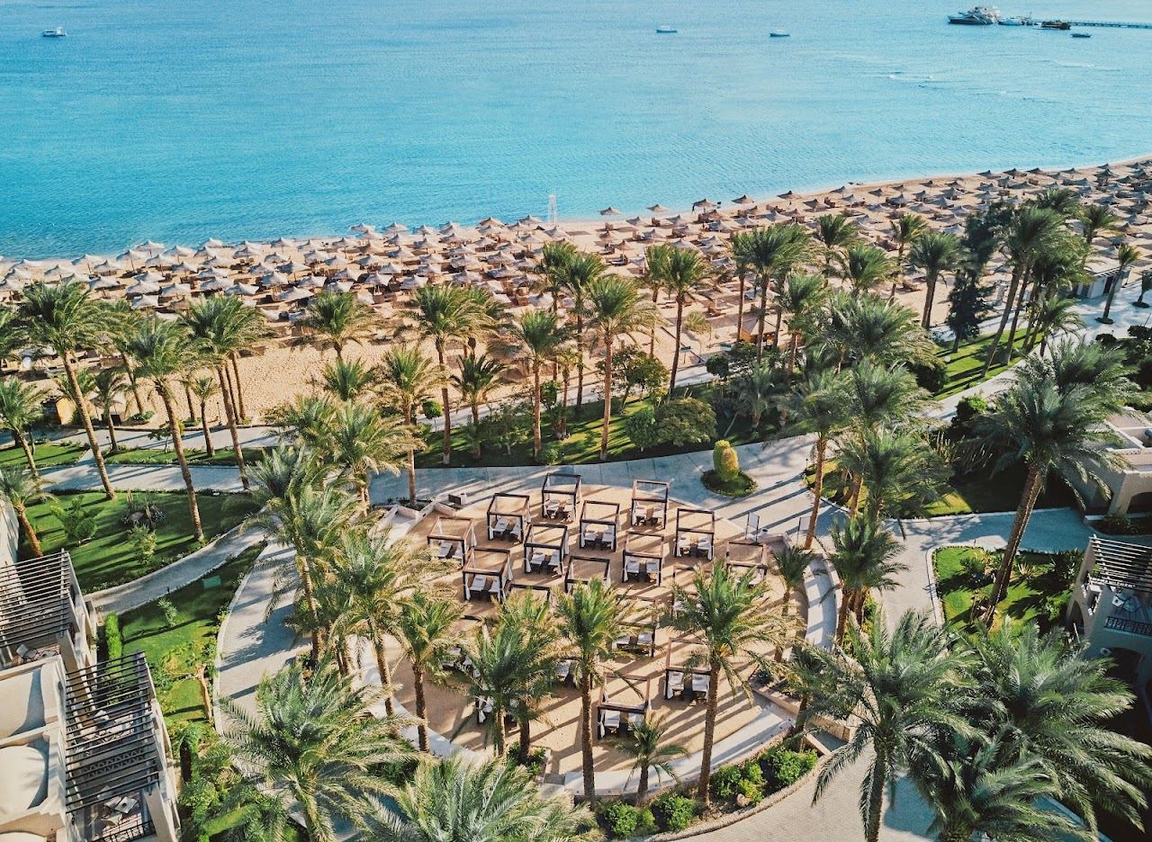 The resort bay and shallow water of Makadi Bay south of Hurghada