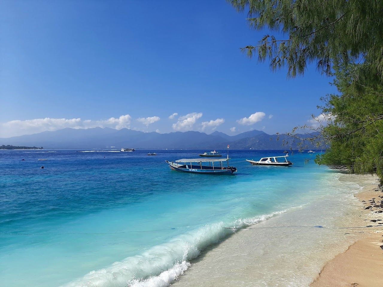 The calm turquoise shallows of Gili Meno