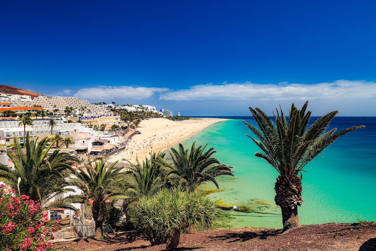 Long pale golden beach and turquoise water on the Jandia peninsula of Fuerteventura