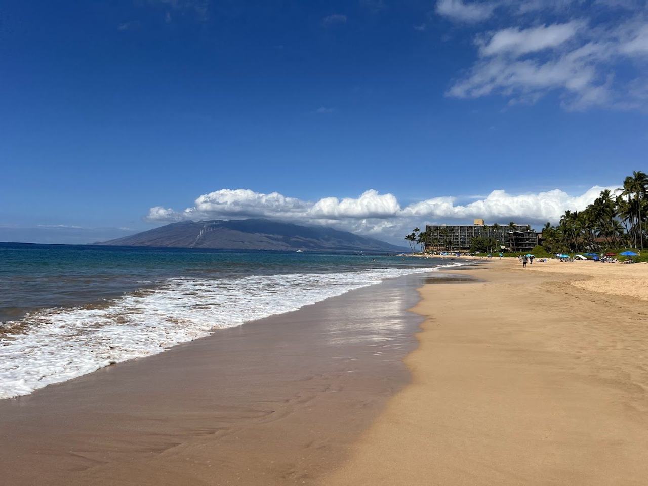 Keawakapu Beach South Maui soft golden sand and calm water