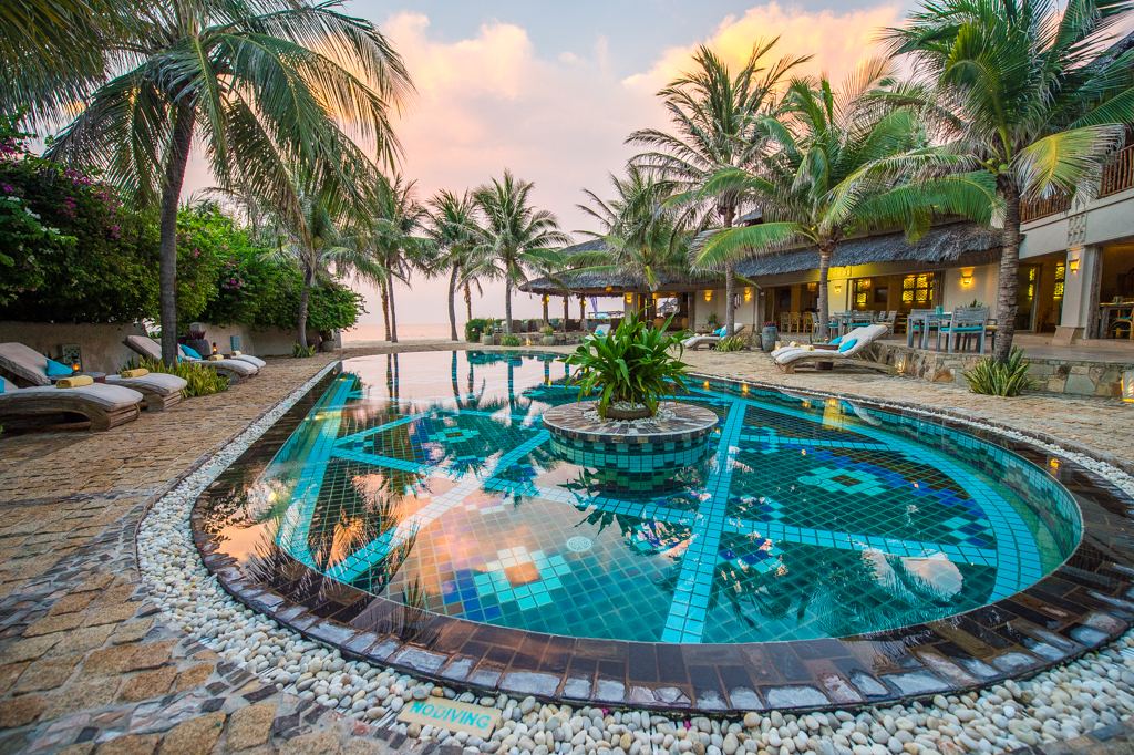 A beachfront resort restaurant and deck on the main Mui Ne strip