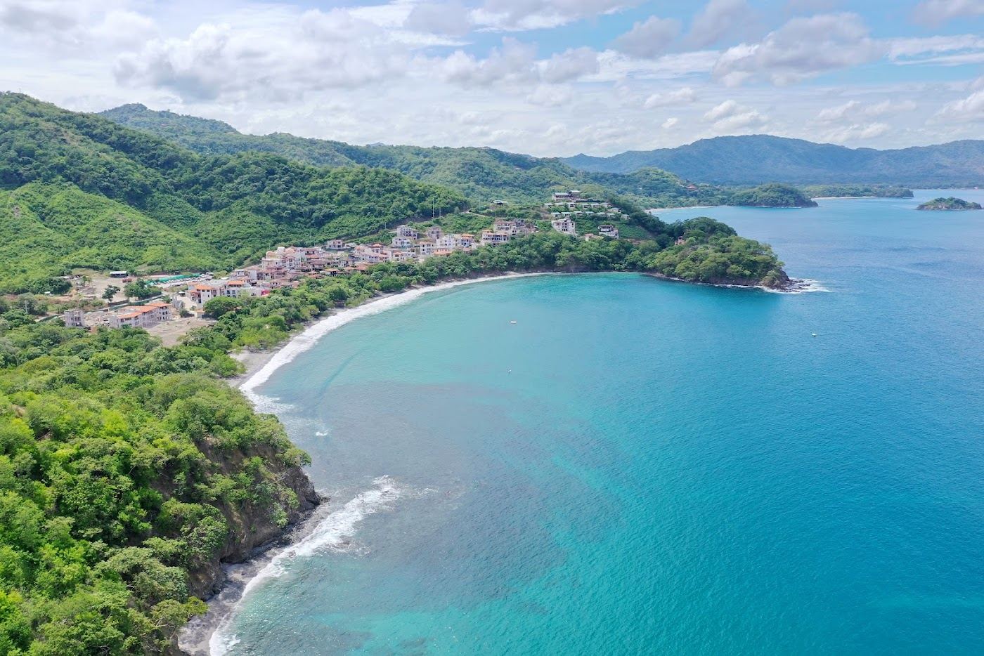 Secluded sister cove of Playa Dantita reached by trail north of Playa Danta