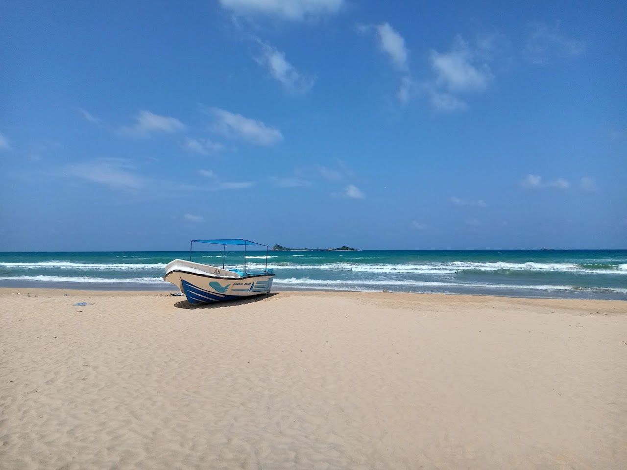 Nilaveli Beach near Trincomalee, Sri Lanka