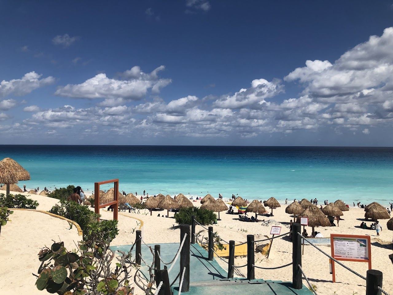 Playa Delfines beach, Cancun