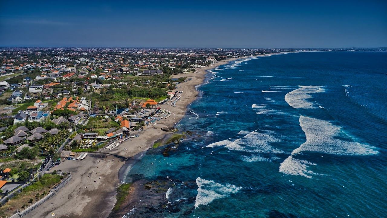 The black sand beach breaks and surf scene at Canggu in Bali