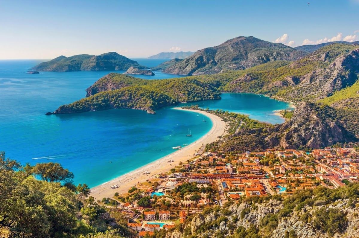 The calm shallow water inside the sheltered lagoon at Oludeniz